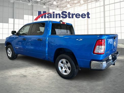 Used 2024 RAM 1500 Big Horn AWD/4WD image 3