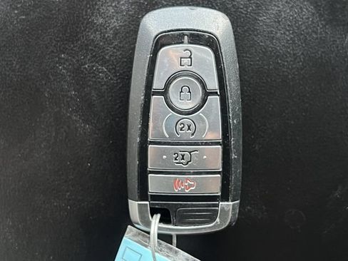Used 2023 Ford Explorer Limited w/ Equipment Group 301A RWD image 27