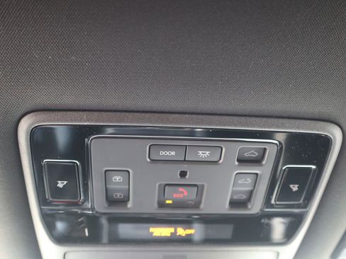 New 2026 Lexus TX 550h AWD Plug-In Hybrid image 27