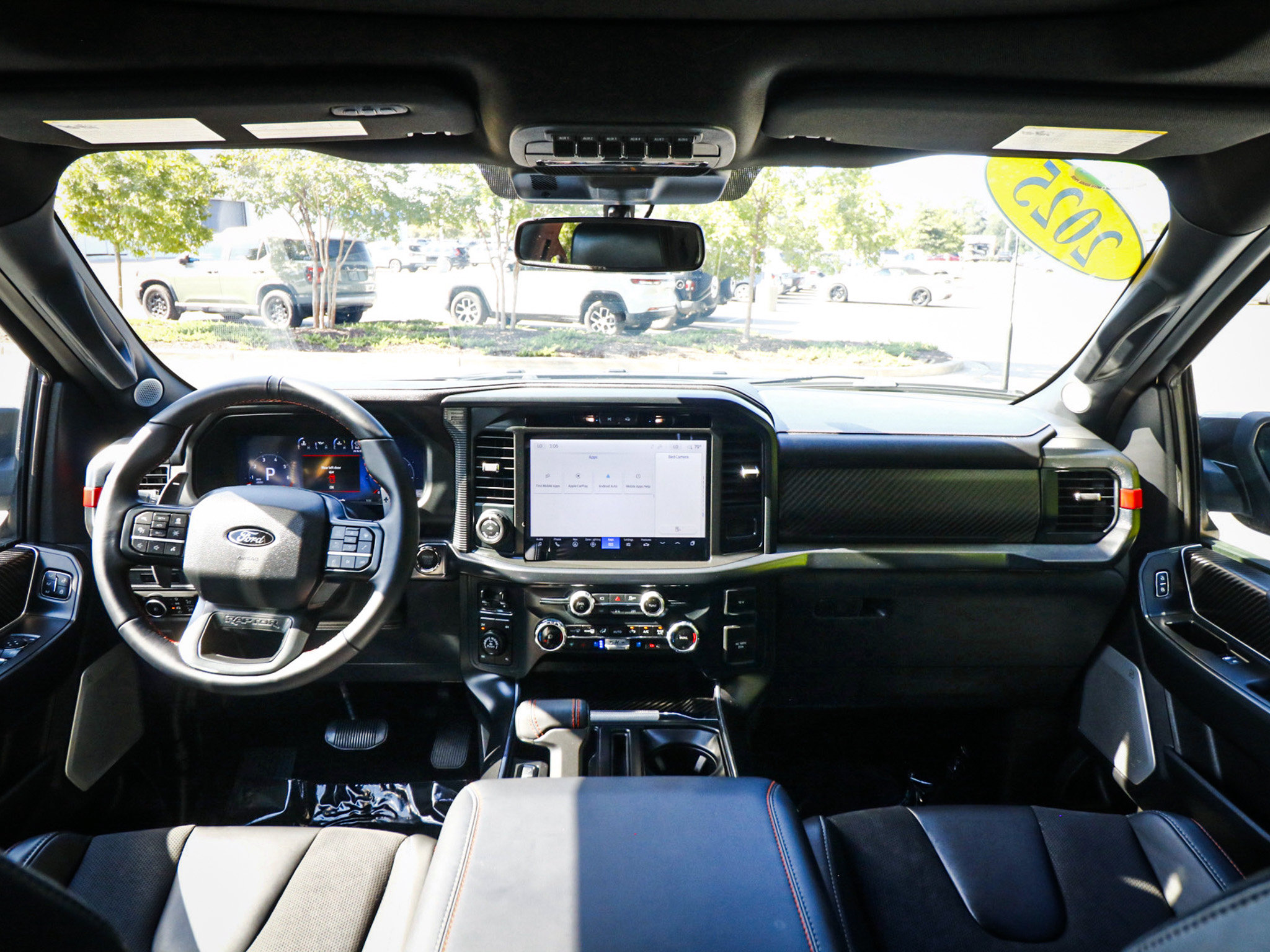 Used 2025 Ford F150 Raptor AWD/4WD image 29