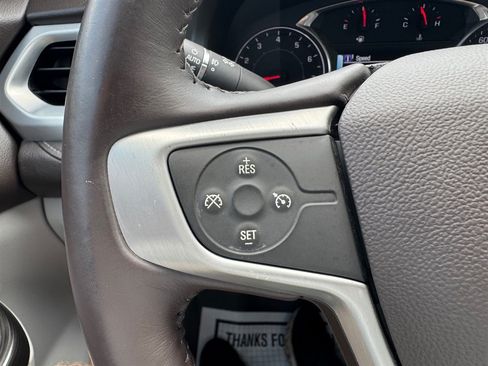 Used 2017 GMC Acadia SLT FWD image 13