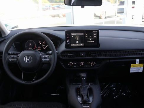 New 2026 Honda HR-V LX image 9