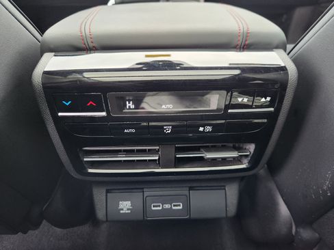 Used 2023 Acura MDX A-Spec image 24