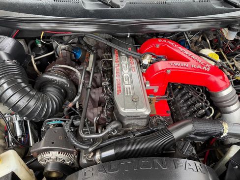 Used 1998 Dodge Ram 3500 Truck SLT LARAMIE 4X4 5spd MANUAL 5. image 27