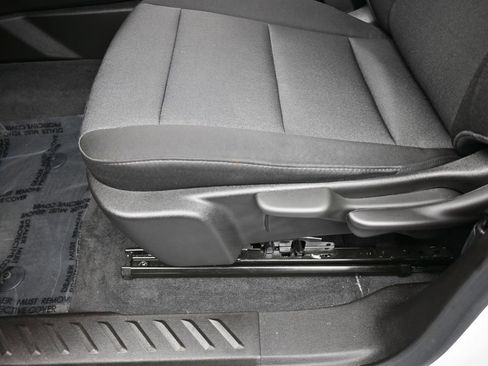 Used 2024 Chevrolet Colorado Trail Boss image 14