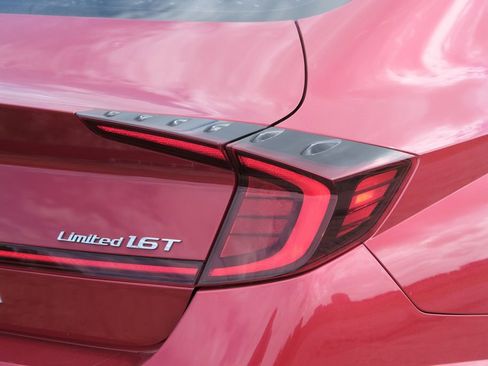 Used 2021 Hyundai Sonata Limited FWD image 40