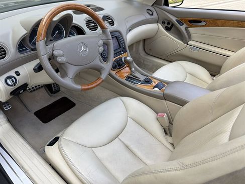Used 2005 Mercedes-Benz SL 500 image 10
