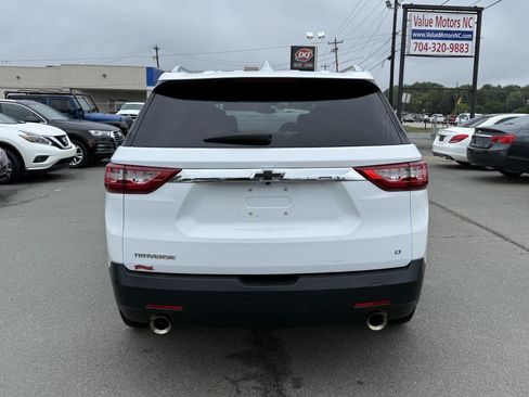 Used 2018 Chevrolet Traverse LT FWD image 5