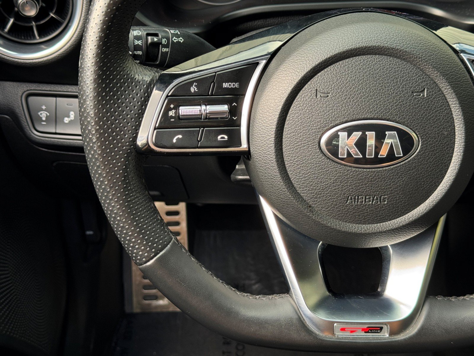Used 2020 Kia Forte GT-Line FWD image 19