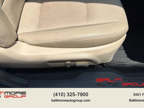 Used 2017 Subaru Legacy 3.6R Limited AWD/4WD image 21