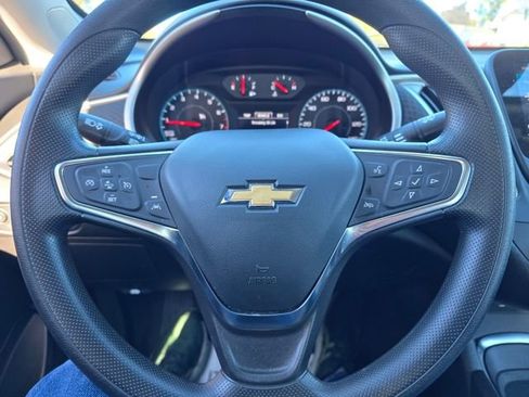 Used 2024 Chevrolet Malibu LT image 13