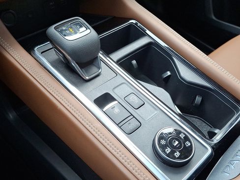 Certified 2023 Nissan Pathfinder Platinum w/ Cargo Package image 19