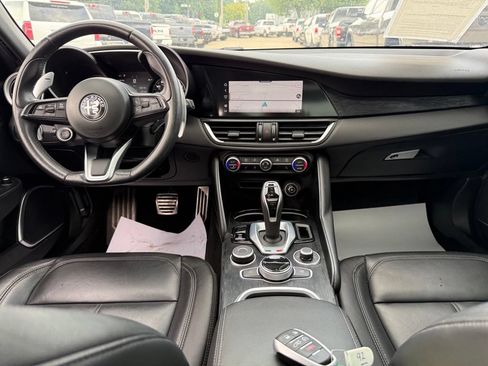 Used 2022 Alfa Romeo Giulia Sprint AWD/4WD image 41
