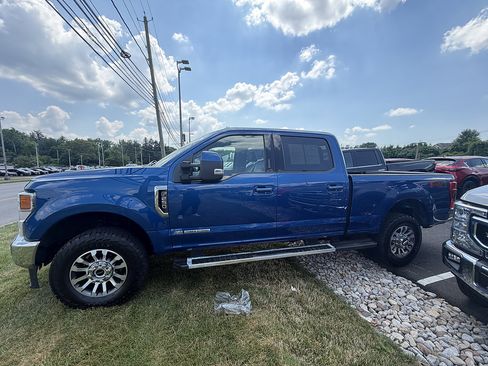 Certified 2022 Ford F250 Lariat AWD/4WD image 2
