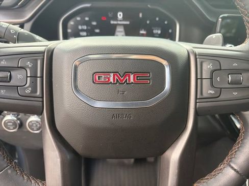 Used 2023 GMC Sierra 1500 AT4 w/ AT4 Premium Package AWD/4WD image 7