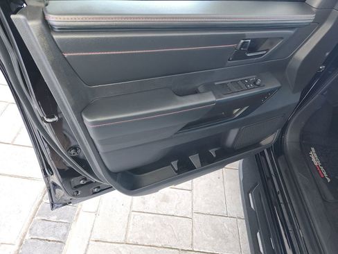 Used 2025 Toyota Sequoia TRD Pro AWD/4WD image 31