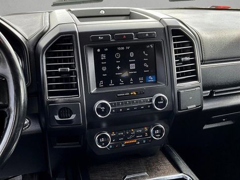 Used 2019 Ford Expedition Max Limited image 8