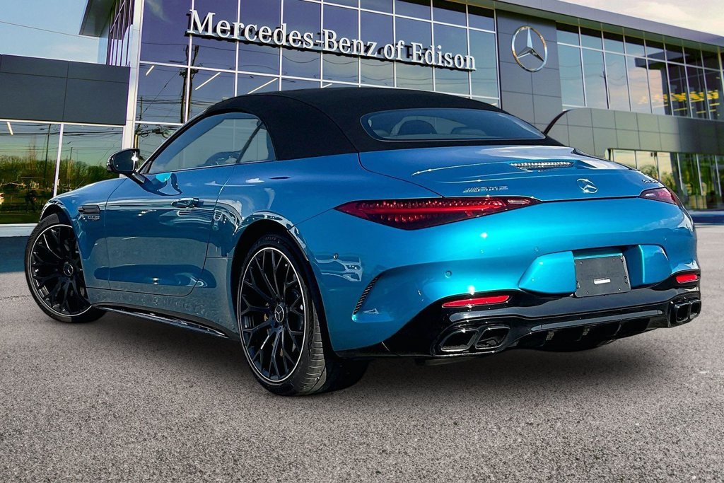 Certified 2022 Mercedes-Benz SL 63 AMG 4MATIC image 2