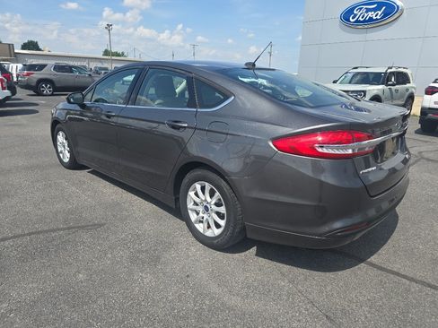 Used 2017 Ford Fusion S FWD image 8