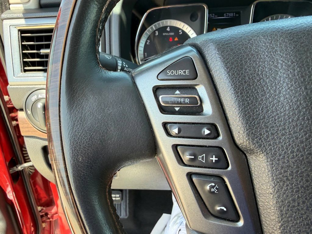 Used 2018 Nissan Titan Platinum Reserve AWD/4WD image 17