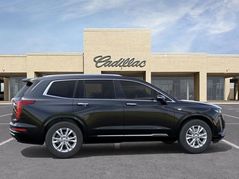 New 2025 Cadillac XT6 Luxury image 5