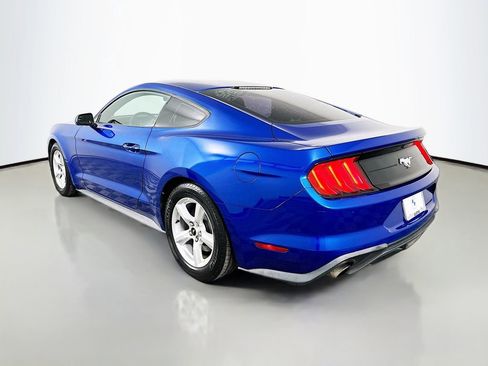 Used 2018 Ford Mustang Coupe image 7
