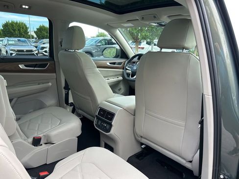 New 2026 Volkswagen Atlas SE image 49