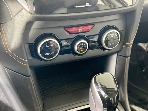 Used 2023 Subaru Crosstrek 2.5i Limited w/ Moonroof Package image 15