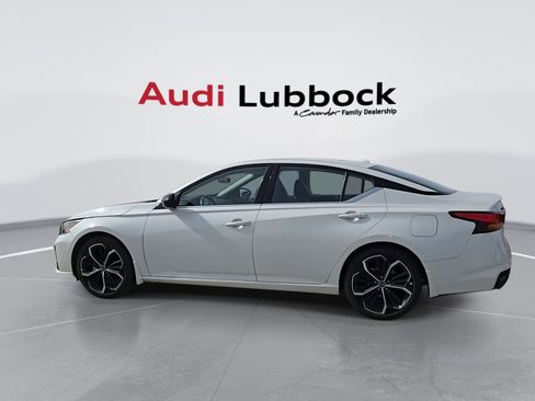 Used 2024 Nissan Altima 2.5 SR image 6