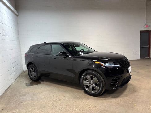 Used 2025 Land Rover Range Rover Velar Dynamic SE image 5