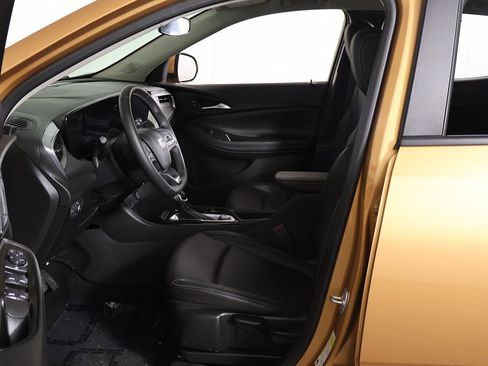 Used 2024 Buick Encore GX Sport Touring image 21
