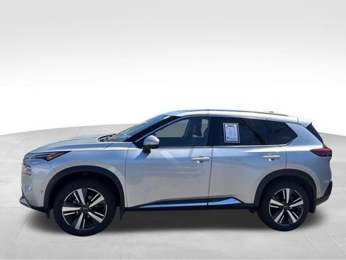 Used 2023 Nissan Rogue Platinum AWD/4WD image 3