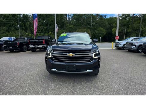 Used 2024 Chevrolet Suburban LT AWD/4WD image 7