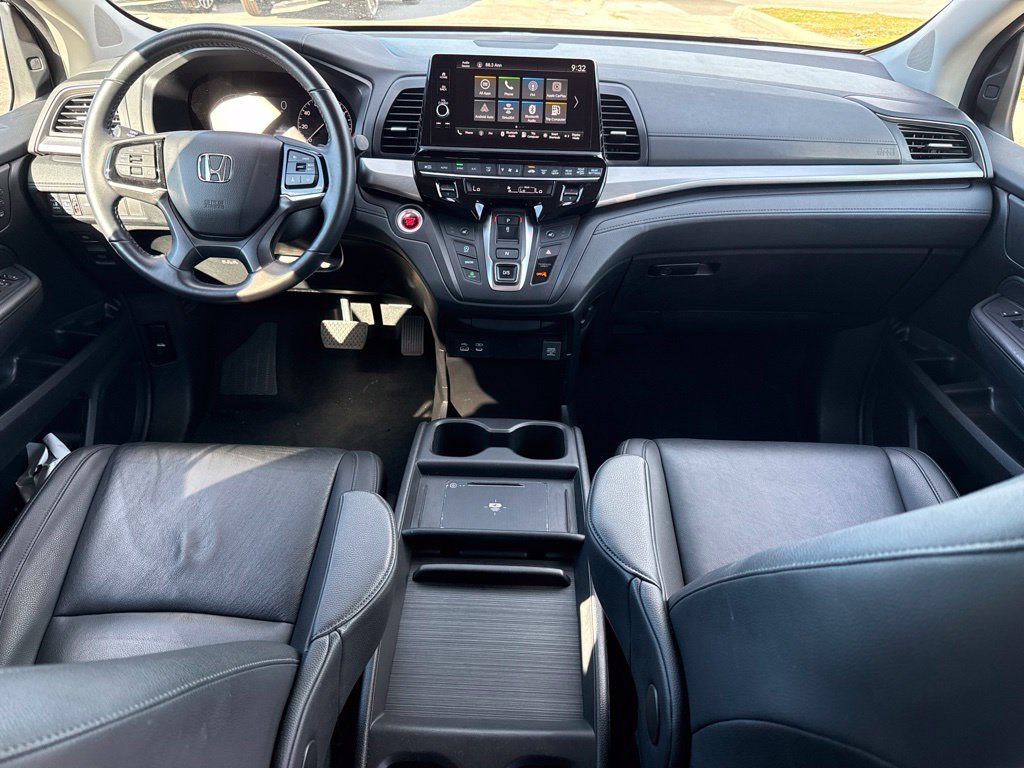 Used 2025 Honda Odyssey EX-L image 11