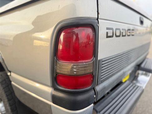 Used 1998 Dodge Ram 2500 Truck 4x4 Quad Cab image 32