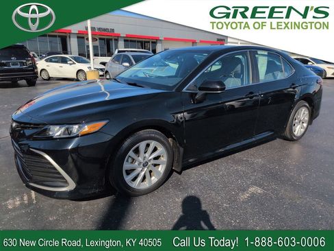 Used 2021 Toyota Camry LE AWD/4WD image 1