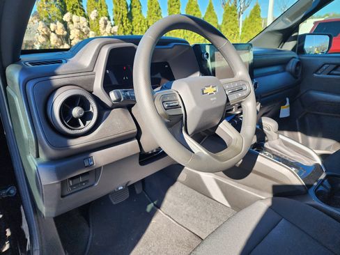 Used 2026 Chevrolet Colorado W/T w/ WT Custom Package image 22