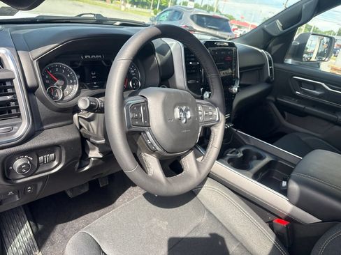 Used 2026 RAM 1500 Big Horn AWD/4WD image 4