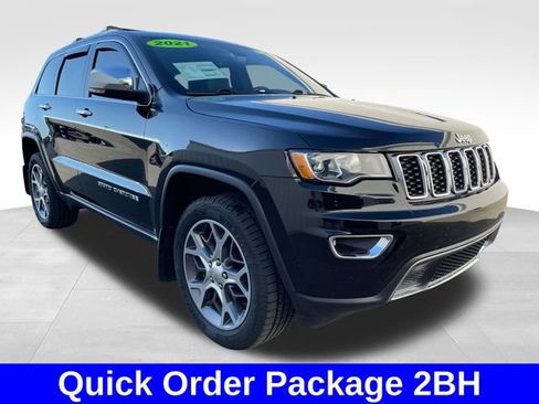 Used 2021 Jeep Grand Cherokee Limited AWD/4WD image 7