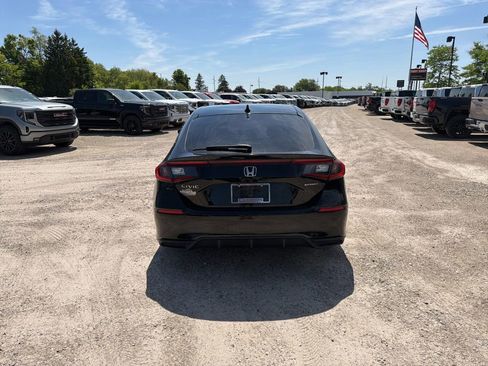 Used 2022 Honda Civic Sport image 6
