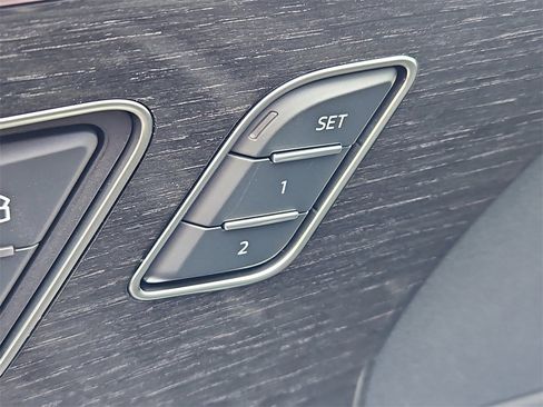 New 2025 Audi Q7 3.0T Premium Plus image 13