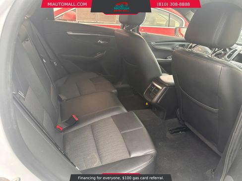 Used 2017 Chevrolet Impala LT FWD image 22