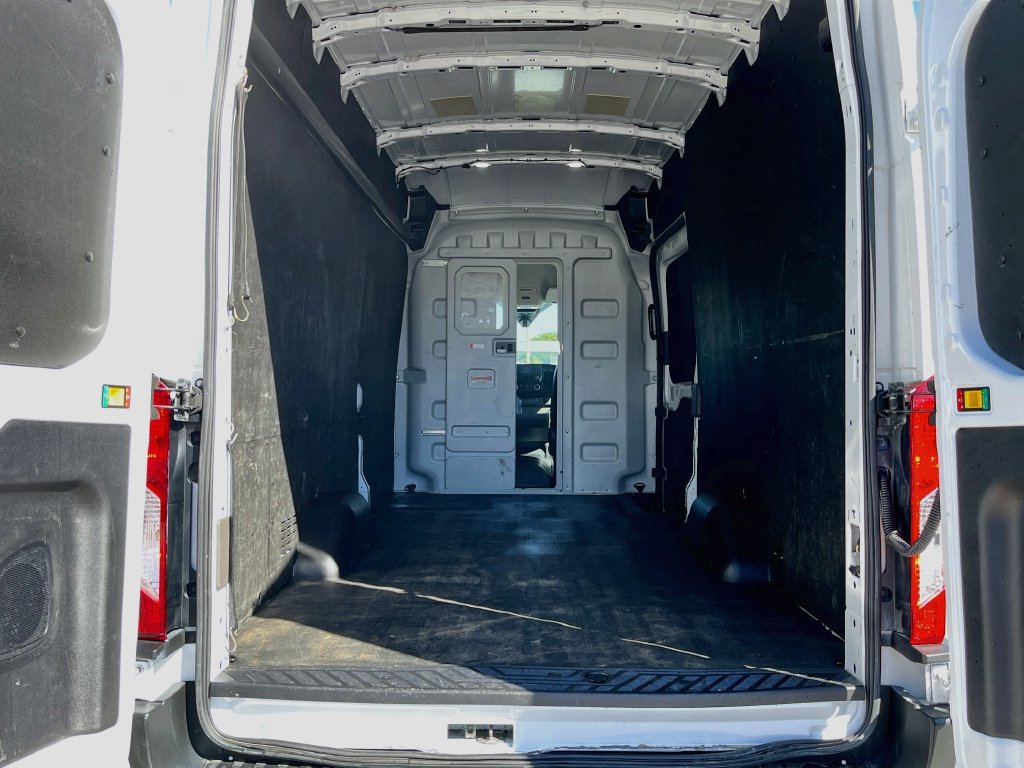 Used 2024 Ford Transit 250 148 High Roof Extended w/ Load Area Protection Package RWD image 30
