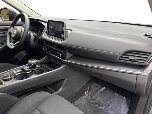 Used 2024 Nissan Rogue S AWD/4WD image 51