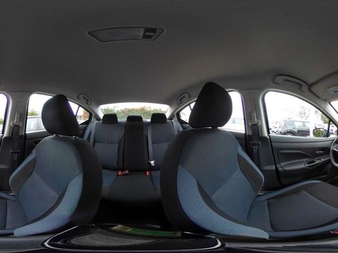 Used 2025 Nissan Versa SV FWD image 42