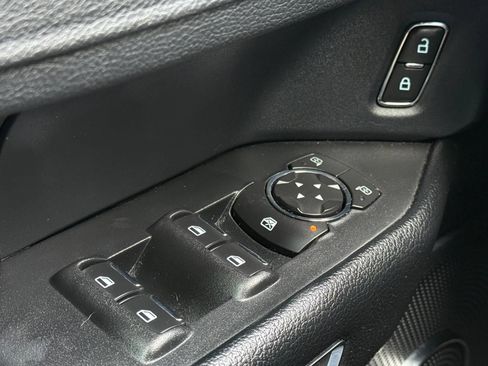 Used 2020 Ford Expedition XLT w/ Equipment Group 201A RWD image 32