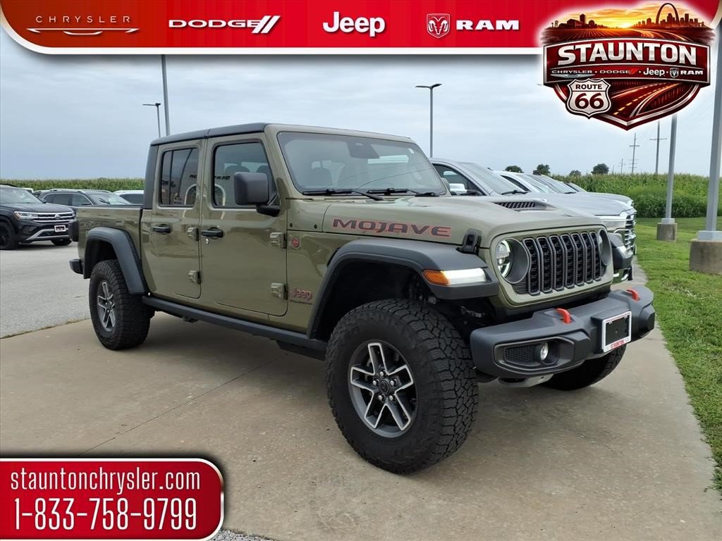 Used 2026 Jeep Gladiator Mojave AWD/4WD image 1