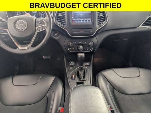 Used 2019 Jeep Cherokee Latitude Plus w/ Comfort/Convenience Group AWD/4WD image 25