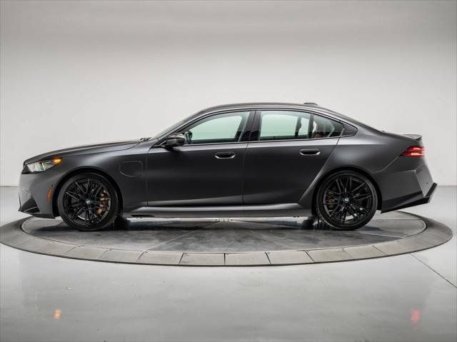 Used 2025 BMW M5 w/ Carbon Package AWD/4WD image 2