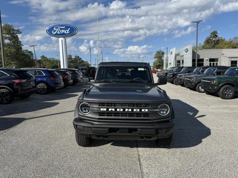 New 2025 Ford Bronco 4-Door AWD/4WD image 11
